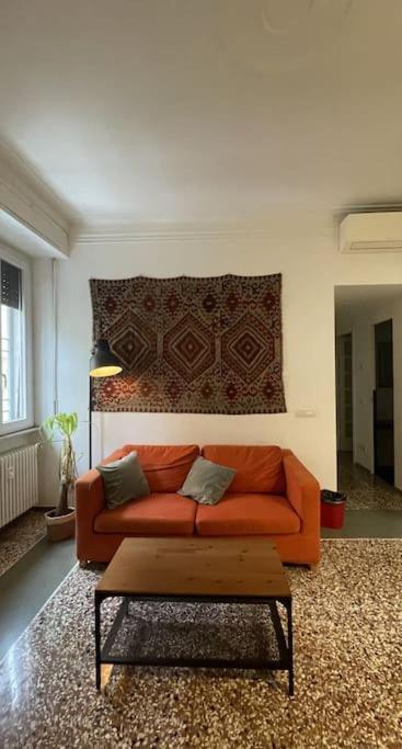Cozy Apartment Near The Colosseum Ρώμη Εξωτερικό φωτογραφία